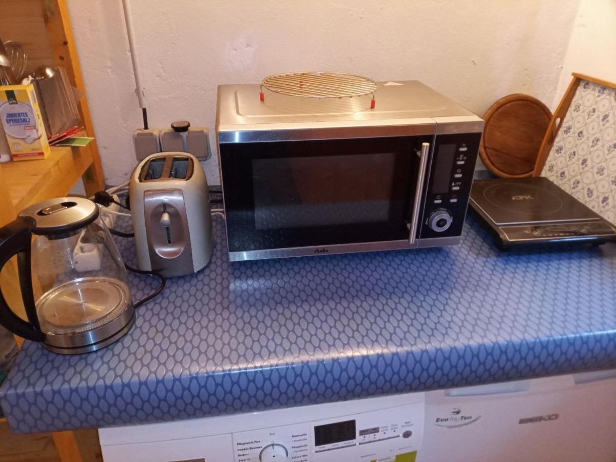 Rott Zimmer Mit Sauna Und Kochgelegenheit المظهر الخارجي الصورة